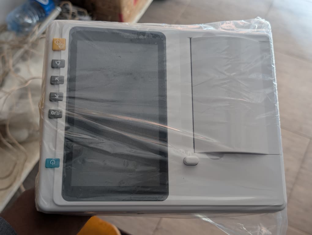 Electrocardiograph (ECG) Machine 6 Channels