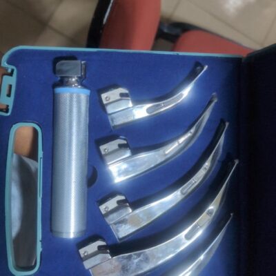 High Quality Stainless Steel Laryngoscope Set – 5 Blades